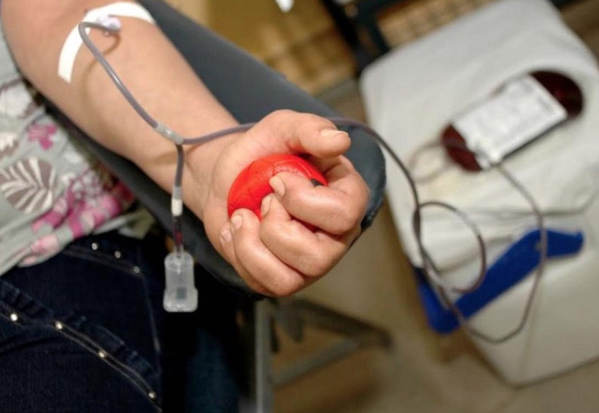 Vampirão do Hemoam fará coleta de sangue em shopping da Zona Norte nesta quarta