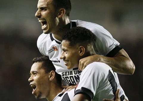 Vasco joga contra a Portuguesa em busca de vaga antecipada na Taça Guanabara