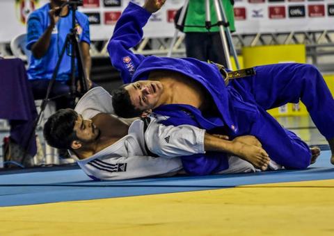 Desafio Internacional de Judô reúne veteranos na Vila Olímpica de Manaus