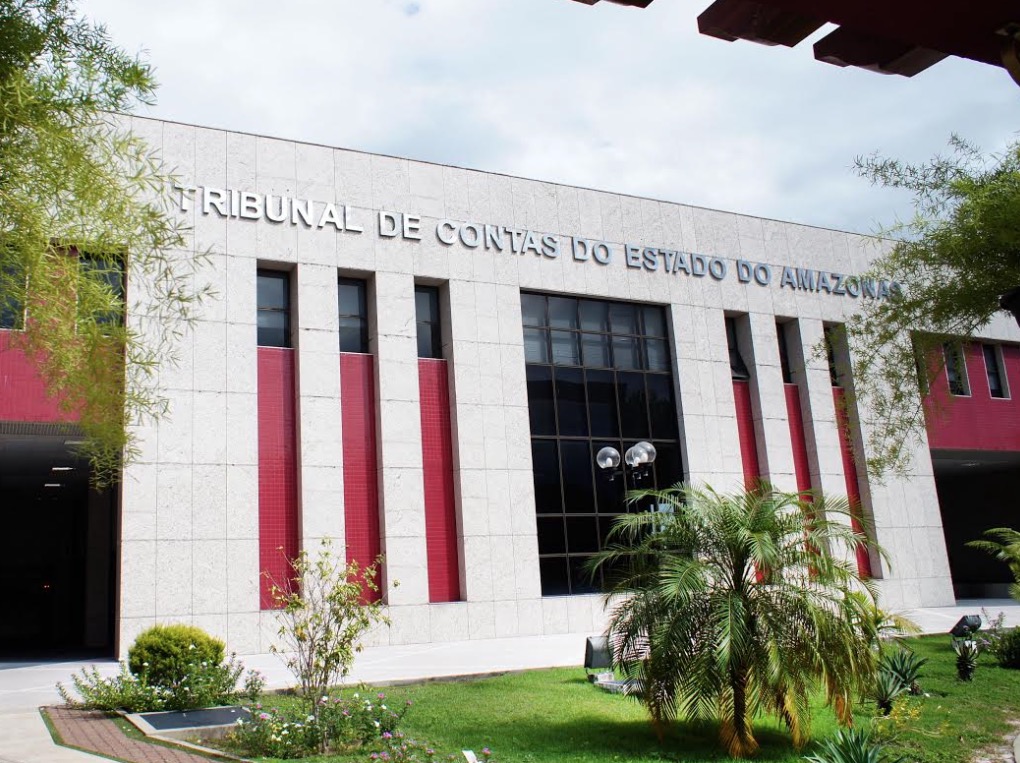 TCE suspende processo seletivo por ilegalidades no Amazonas 