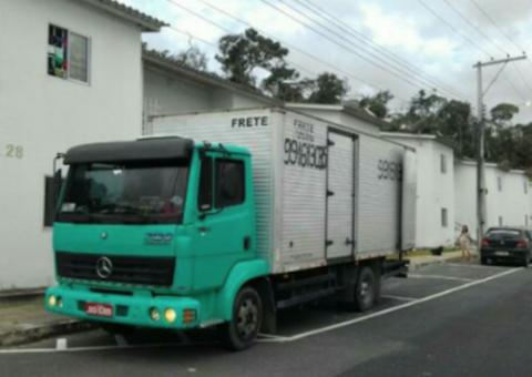 Bandidos armados rendem trabalhadora e roubam caminhão na BR-174