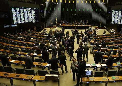 Ministros deixam temporariamente governo para assumir vaga na Câmara