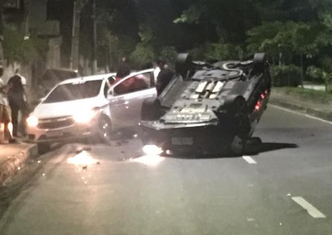 Acidente em avenida de Manaus deixa um ferido e trânsito complicado