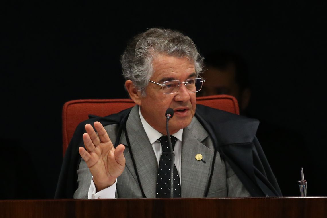Marco Aurélio nega pedido para suspender investigações sobre Queiroz