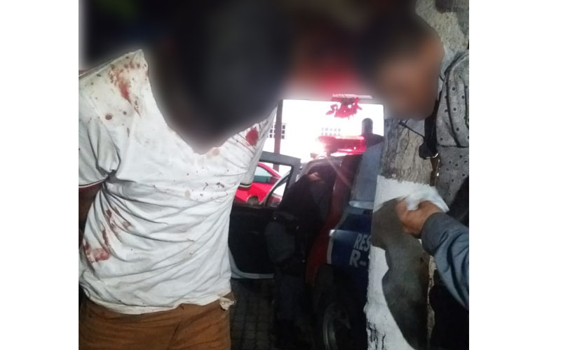 Dupla tenta assaltar ônibus com arma de brinquedo e acaba espancada por populares 