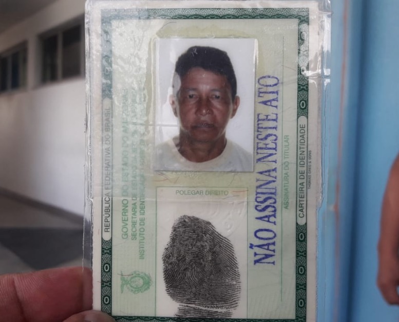 Sem braços e pernas corpo de homem é encontra boiando em lago no Amazonas