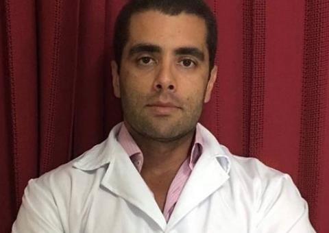 Após deixar prisão, Dr. Bumbum diz que vai escrever livro sobre caso de bancária