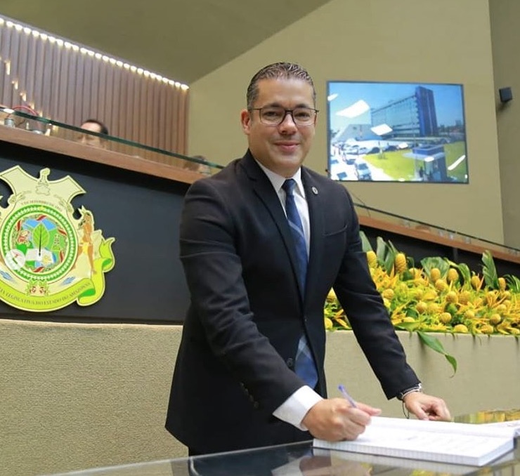 Josué Neto é eleito pela terceira vez presidente da Assembleia Legislativa do Amazonas 