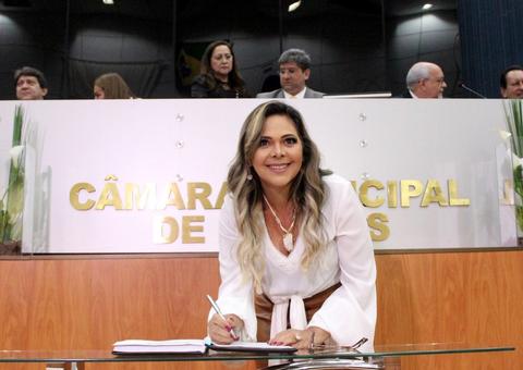 Sete novos vereadores foram empossados na Câmara Municipal de Manaus 