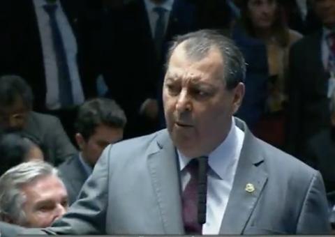 Saiba como votaram Plínio, Braga e Omar para a presidência do Senado 