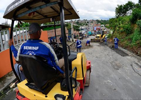Mais de 40 vias de Manaus são recuperadas durante mutirão de obras