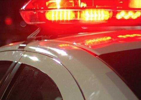 Homem furta celular e aparelho toca durante abordagem policial