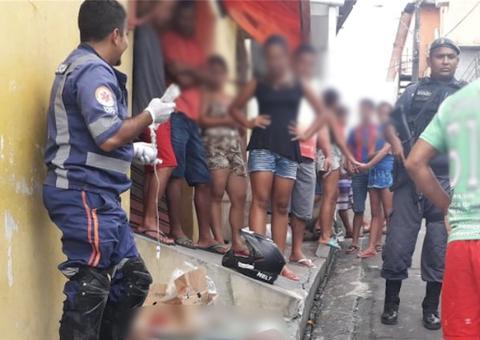 Com tornozeleira eletrônica, homem é morto a tiro à plena luz do dia em Manaus
