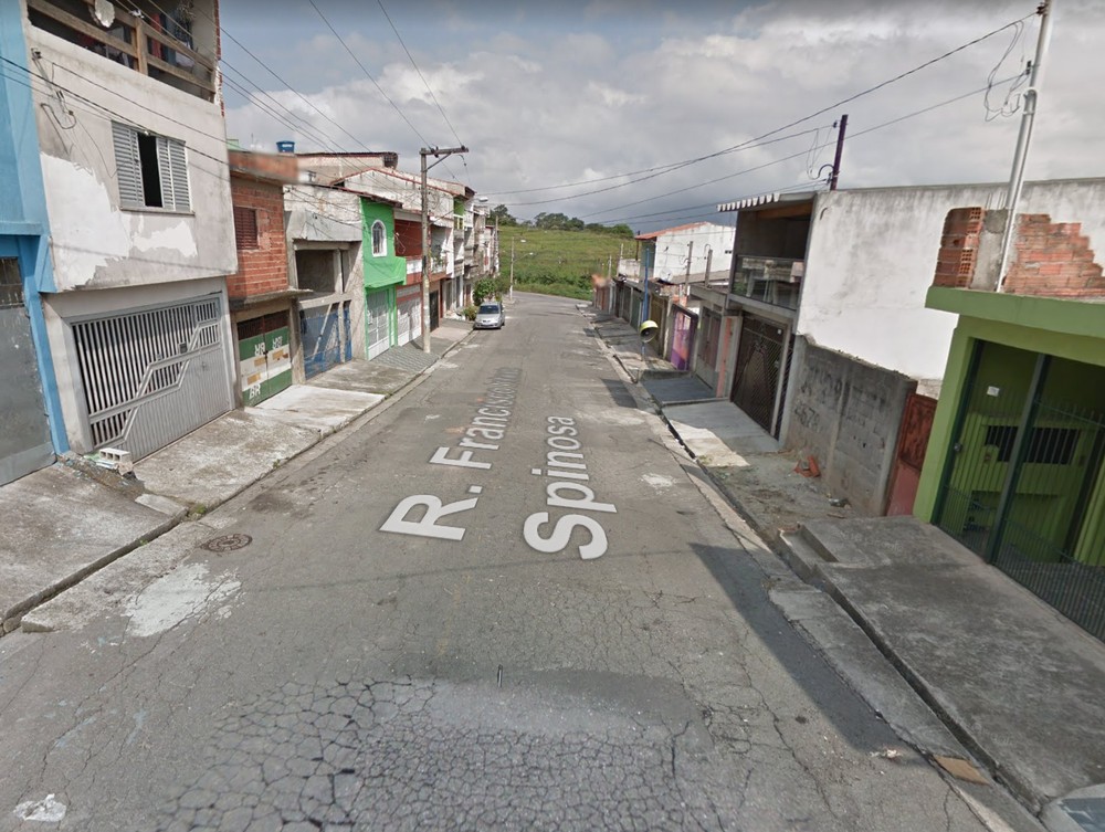 Médica cubana é morta com golpes de chave de fenda por marido após discussão