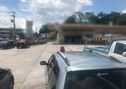 Ação flagra posto de gasolina e fábrica furtando energia em Manaus
