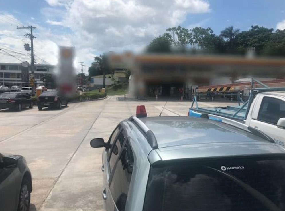 Ação flagra posto de gasolina e fábrica furtando energia em Manaus