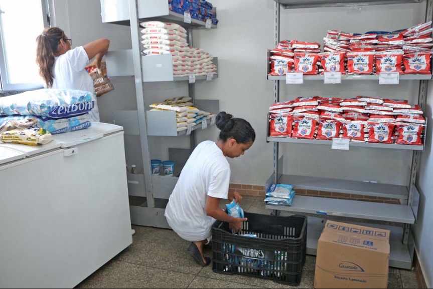 Unidades da rede municipal de ensino recebem distribuição da merenda escolar 
