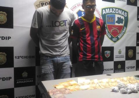 Em Manaus, suspeitos de tráfico são presos e dizem que vendiam drogas para pagar faculdade