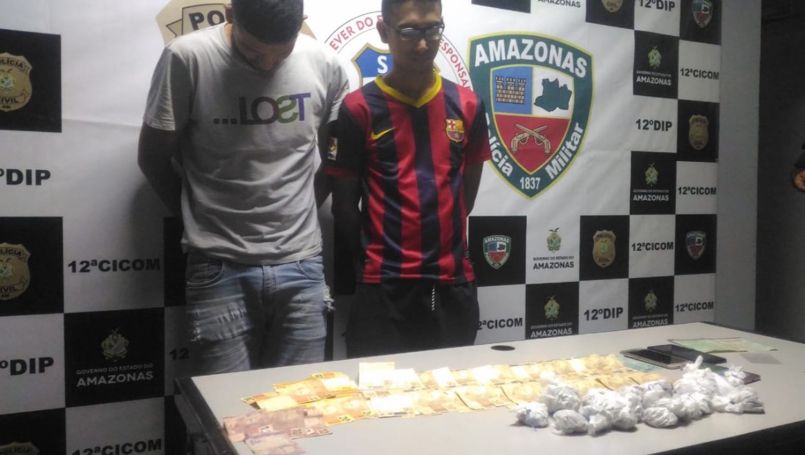 Em Manaus, suspeitos de tráfico são presos e dizem que vendiam drogas para pagar faculdade