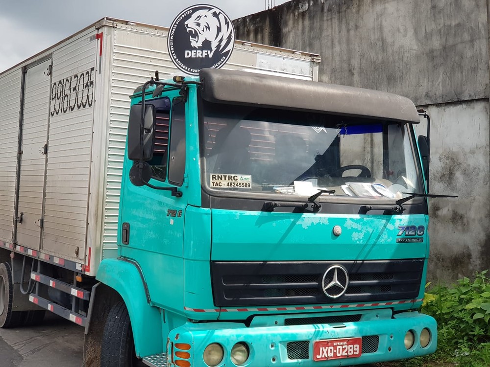 Polícia recupera caminhão roubado de trabalhadora em Manaus
