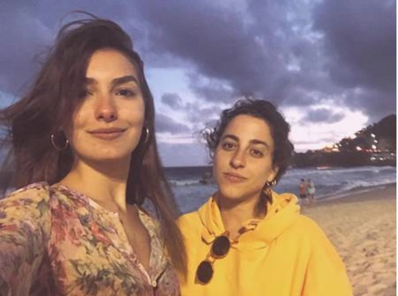Marina Moschen vive romance com figurinista da Globo, diz jornal