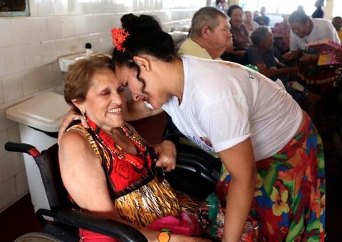 Pré-inscrições para curso de cuidador de idosos serão abertas com 480 vagas em Manaus 