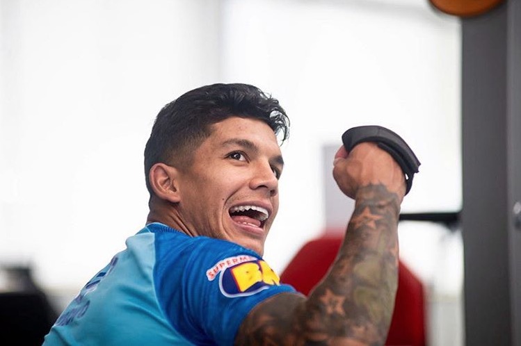 Lucas Romero critica Thiago Neves: 'Brincou com o que não era para brincar'