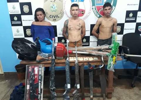No Amazonas, trio é preso no momento em que assaltava loja no Centro 