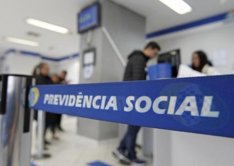 Guedes vai apresentar reforma da Previdência a governadores dia 20