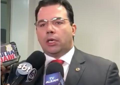 Governo Wilson Lima instala o caos na saúde, diz deputado