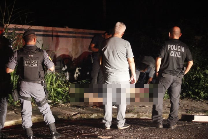 Homem é assassinado com 7 tiros pelo corpo em Manaus