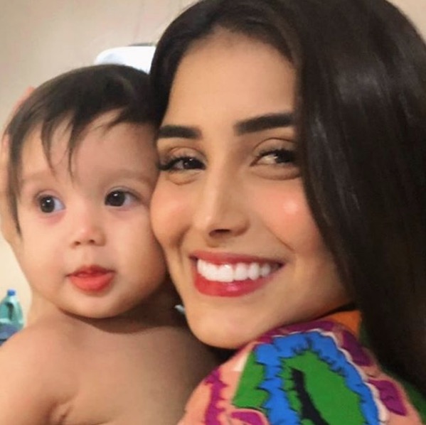 Letícia Almeida celebra o aniversário da filha após vencer Jonathan Couto na Justiça