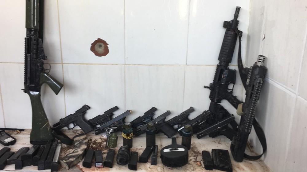 Tiroteio em comunidade no Rio de Janeiro deixa 13 mortos, diz polícia