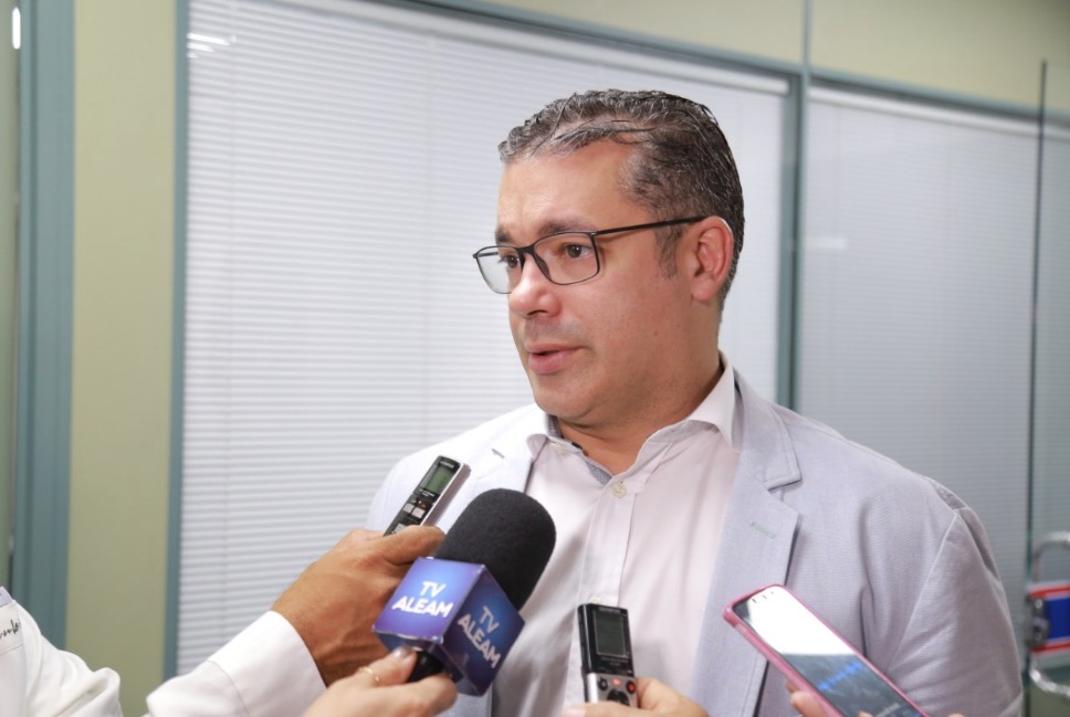 Indústria do gás e petróleo discute viabilização de investimentos com presidente da Aleam 