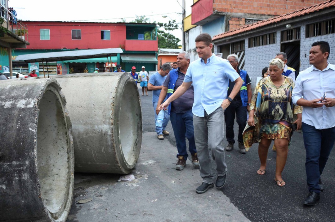 Comunidade da zona Norte de Manaus recebe mutirão de obras 