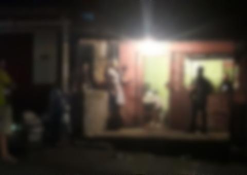 Corpo de homem é encontrado em estado de decomposição em residência de Manaus