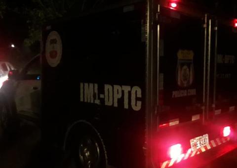 Dormindo com marido, mulher é morta a facadas por suspeito em Manaus