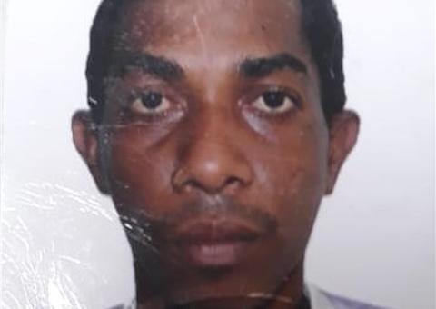 Homem sai para tomar banho de chuva e desaparece em Manaus