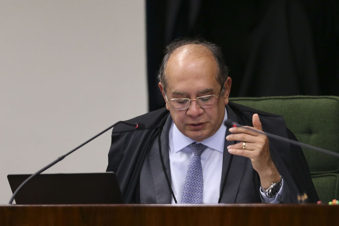 Receita diz que não há fiscalização sobre Gilmar Mendes