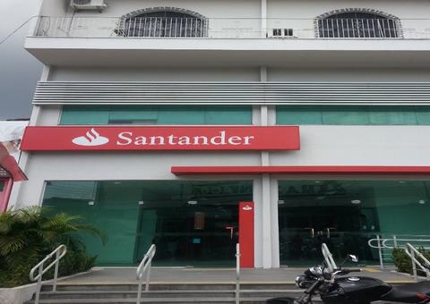 Em Manaus, assaltantes são surpreendidos por cortina de fumaça em banco