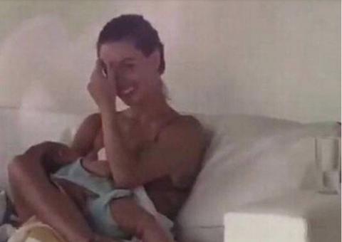 Isis Valverde aparece pela primeira vez com filho, Rael