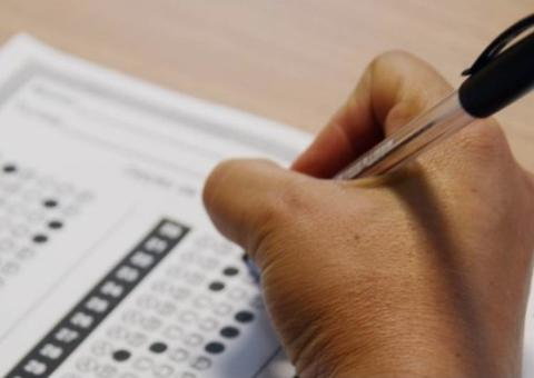 Aprovação para cadastro reserva em concurso público não gera direito à nomeação