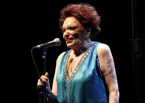 Atriz e cantora Bibi Ferreira morre aos 96 anos
