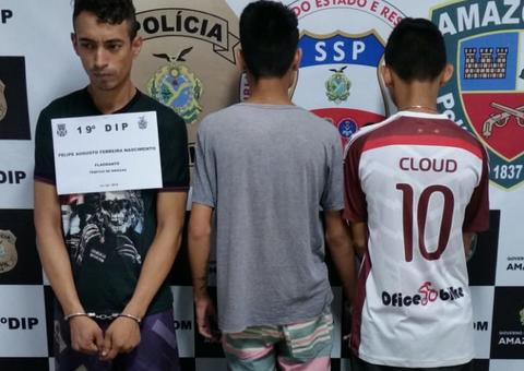 Trio suspeito de comandar boca de fumo e ameaçar moradores é preso em Manaus