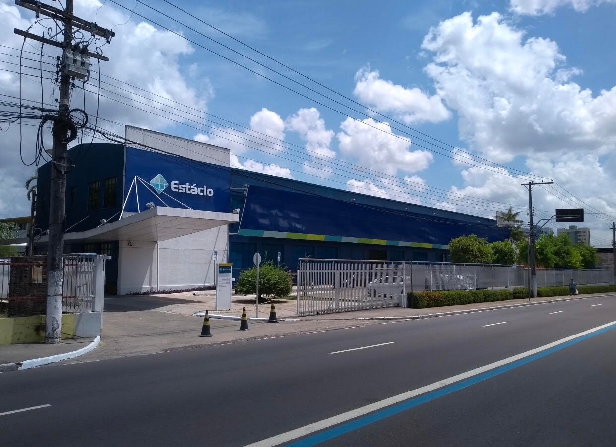 Mega Vestibular da Estácio oferece bolsas entre 50% a 100% 