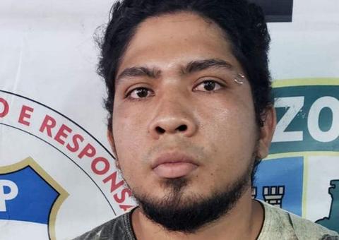 Homem é preso suspeito de se masturbar dentro de ônibus em Manaus