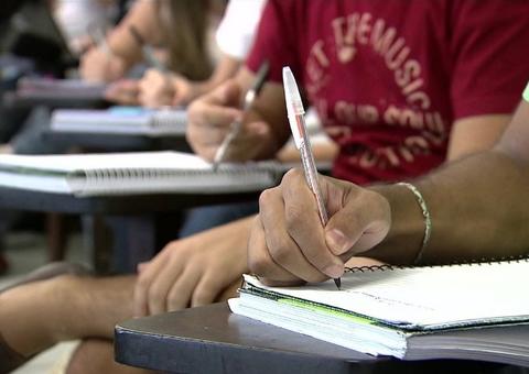 Bolsista de escola particular não pode usufruir de cota para rede pública em instituição de ensino superior