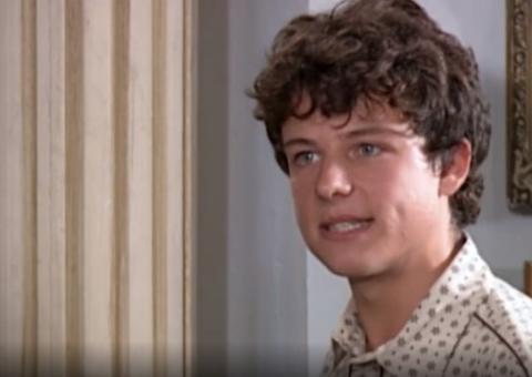 Ator de Belíssima revela por que se jogou do 5º andar de prédio