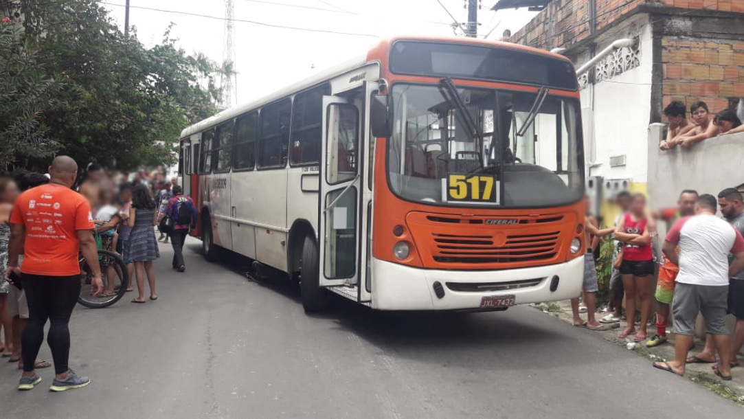  Ciclista morre atropelado por ônibus em Manaus