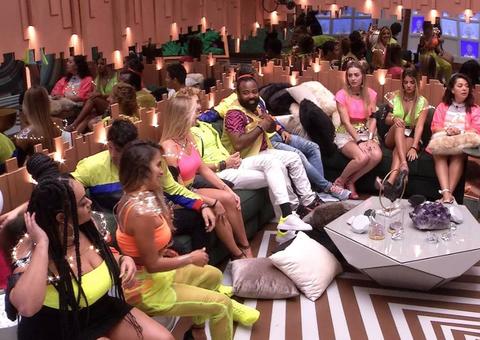 BBB19: Todos os brothers ficarão algemados em grupo durante 4 dias